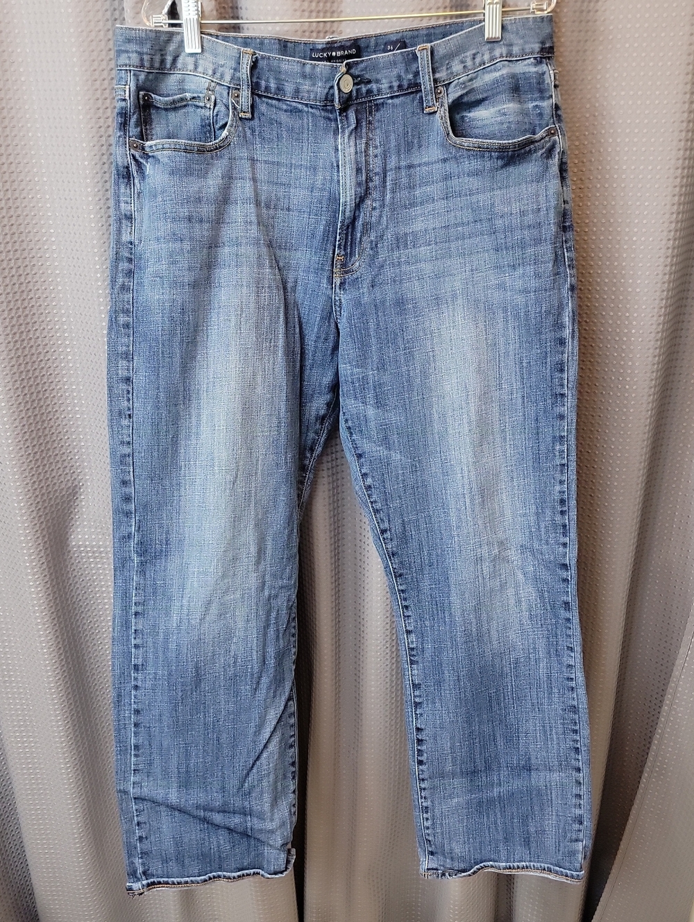 Lucky Brand Men's Light Blue Straight Leg Jeans 36 x 30